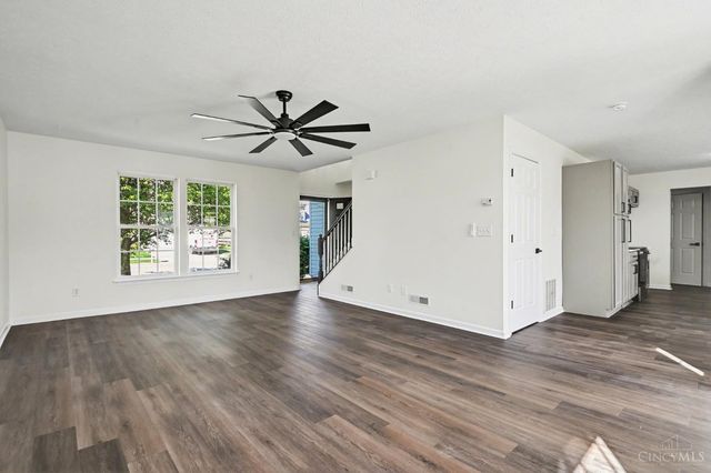 222 Indian Lake Drive, Hamilton Twp, OH 45039
