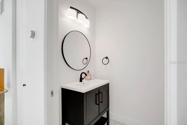 150 E ROBINSON STREET 802, Orlando, FL 32801