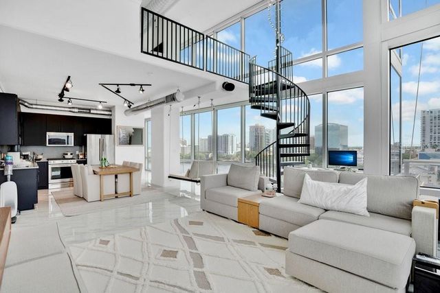 150 E ROBINSON STREET 802, Orlando, FL 32801