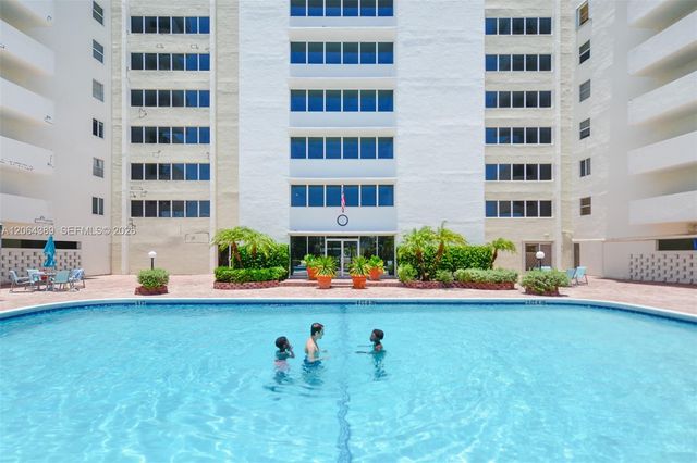 401 Golden Isles Drive 312, Hallandale Beach, FL 33009