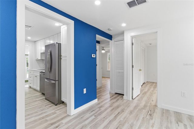 5211 25TH AVENUE S, Gulfport, FL 33707