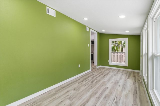 5211 25TH AVENUE S, Gulfport, FL 33707