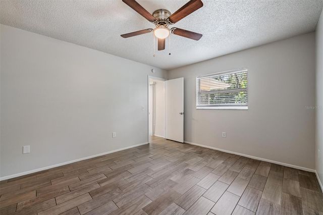 1124 DANNY DRIVE, Sarasota, FL 34243