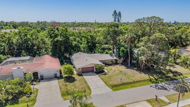 1124 DANNY DRIVE, Sarasota, FL 34243