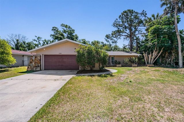 1124 DANNY DRIVE, Sarasota, FL 34243