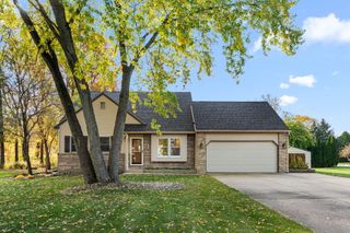 772 Long Bridge Drive, Chesterton, IN 46304
