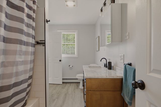 724 Woodman St, Fall River, MA 02724