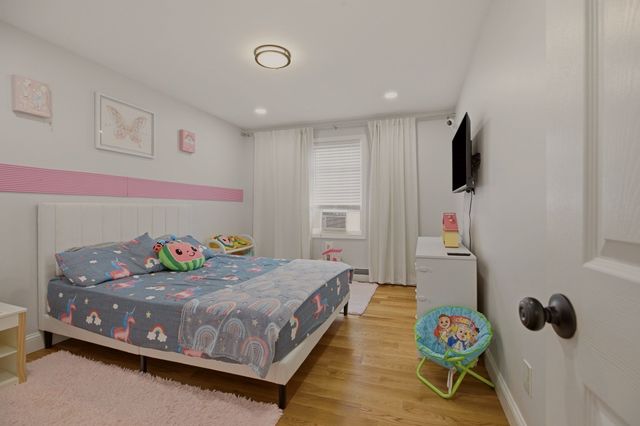 724 Woodman St, Fall River, MA 02724