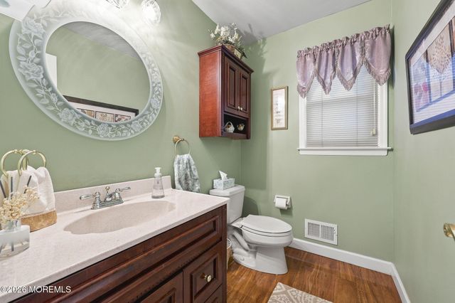 178 Adelphia Road, Farmingdale, NJ 07727