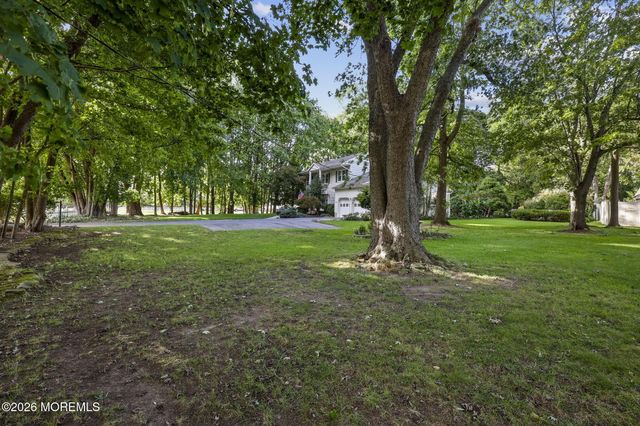 178 Adelphia Road, Farmingdale, NJ 07727