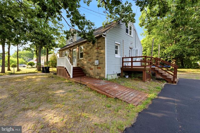 339 MAGNOLIA AVE, West Berlin, NJ 08091