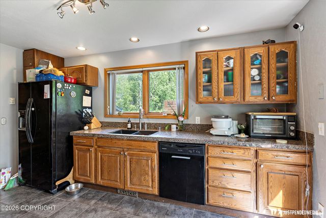2020 N Kentucky Derby Drive, Palmer, AK 99645