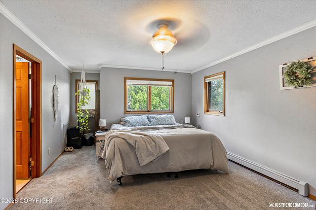 2020 N Kentucky Derby Drive, Palmer, AK 99645