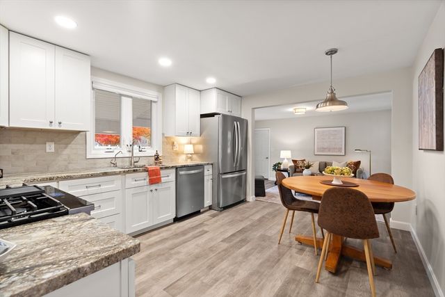 113 Graniteville Rd, Chelmsford, MA 01824