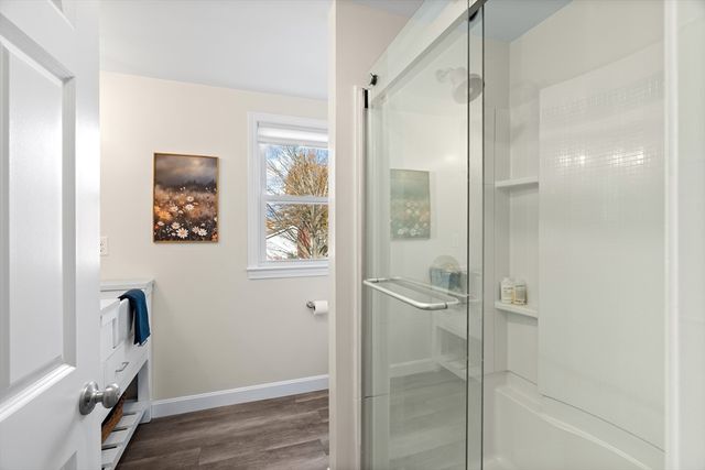 113 Graniteville Rd, Chelmsford, MA 01824