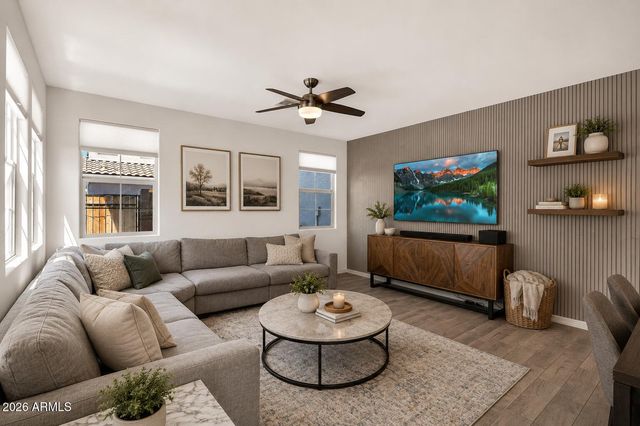 14253 W BUCKSKIN Trail, Surprise, AZ 85387