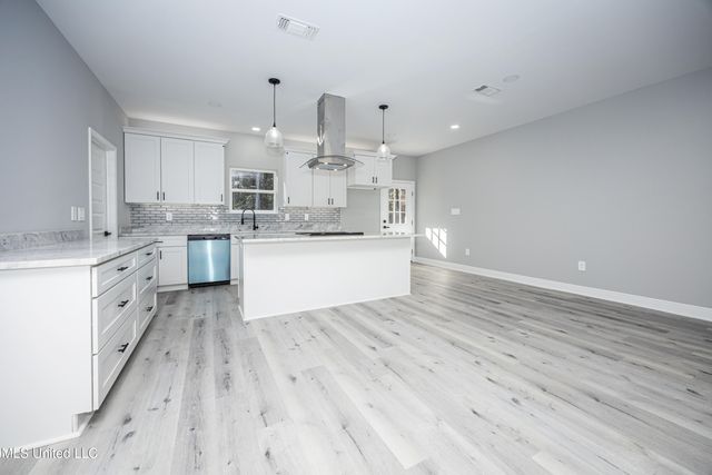 8315 Martin Bluff Road, Gautier, MS 39553