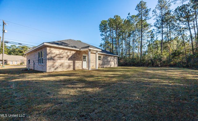 8315 Martin Bluff Road, Gautier, MS 39553