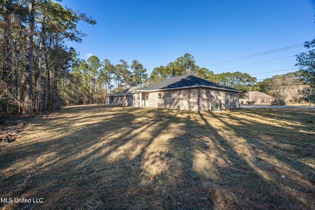 8315 Martin Bluff Road, Gautier, MS 39553