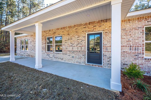 8315 Martin Bluff Road, Gautier, MS 39553