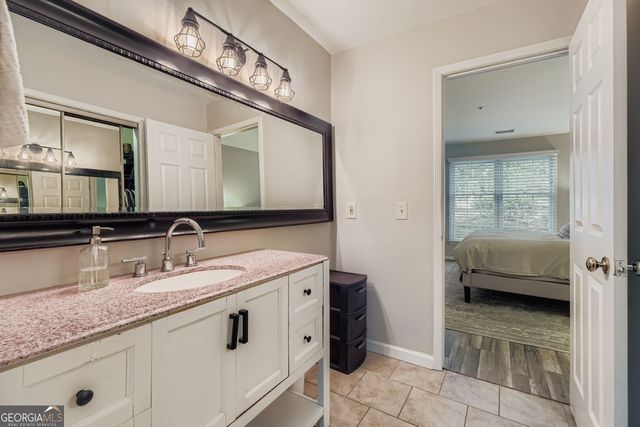 2501 Vineyard Way SE, Smyrna, GA 30082