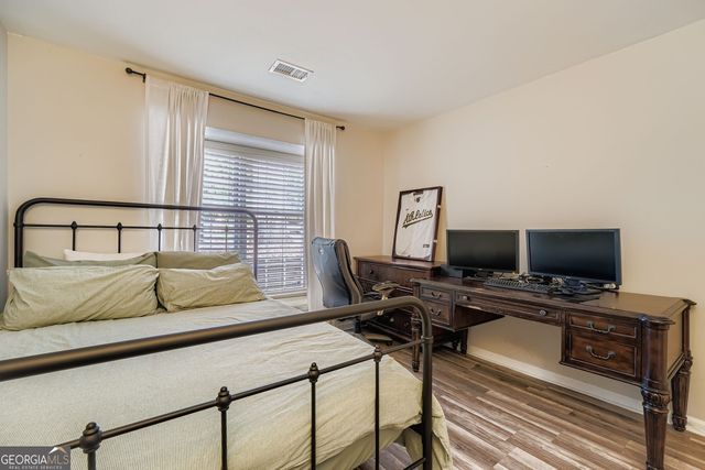 2501 Vineyard Way SE, Smyrna, GA 30082