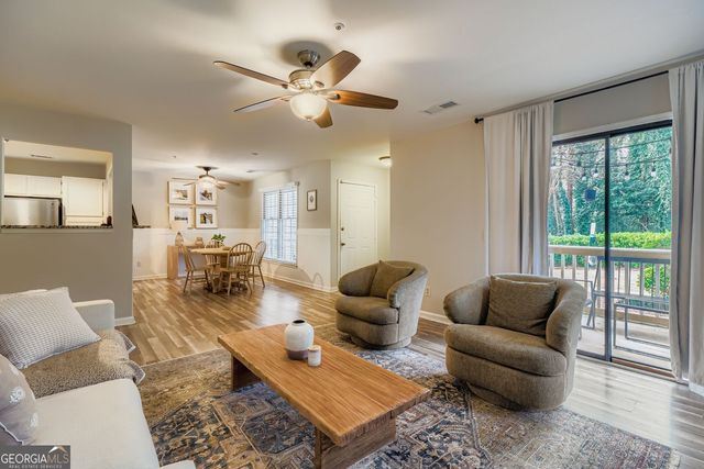 2501 Vineyard Way SE, Smyrna, GA 30082