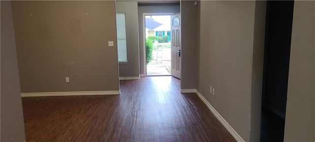 7462 Star Harbor Dr, Corpus Christi, TX 78414