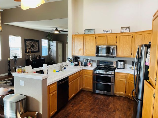 27613 Vanilla Court, Menifee, CA 92585