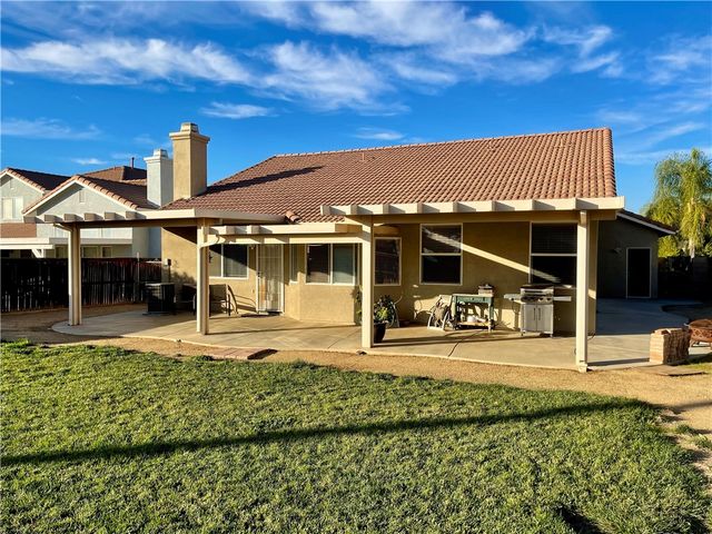 27613 Vanilla Court, Menifee, CA 92585