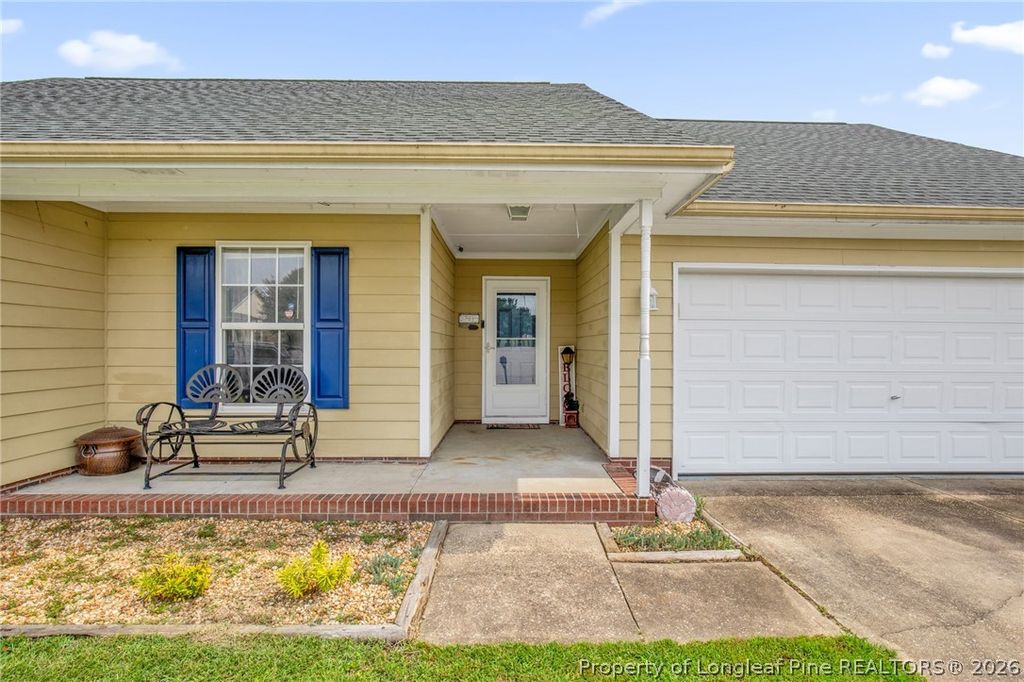 112 Hosta Drive, Raeford, NC 28376 — photo 4