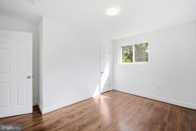 7410 BAYLOR AVE, College Park, MD 20740
