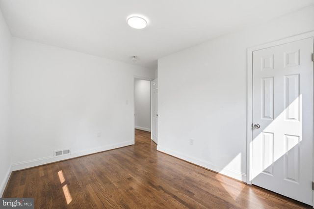 7410 BAYLOR AVE, College Park, MD 20740