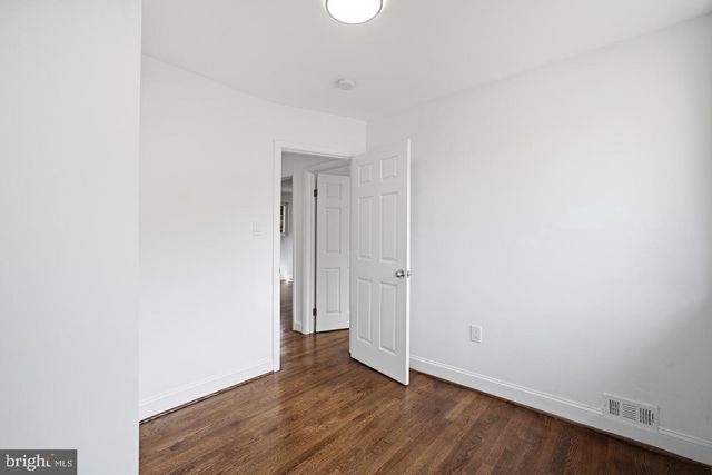 7410 BAYLOR AVE, College Park, MD 20740