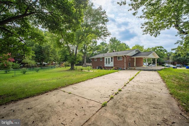 7410 BAYLOR AVE, College Park, MD 20740