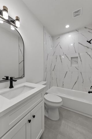 2316 Mckee Street A, Houston, TX 77009