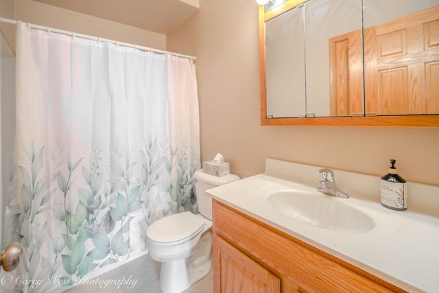 575 N Strack Street 103, Cortland, IL 60112