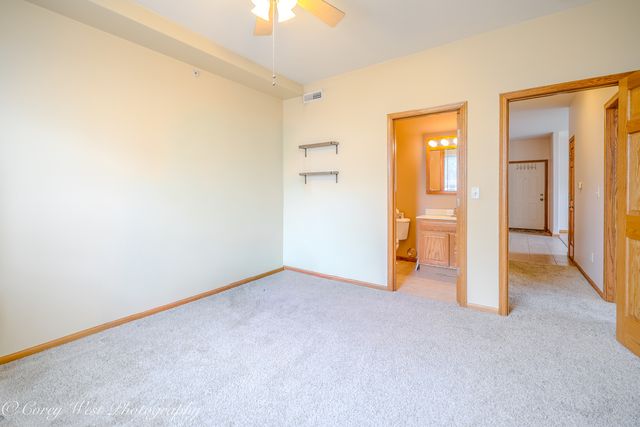 575 N Strack Street 103, Cortland, IL 60112