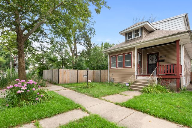 12050 S Yale Avenue, Chicago, IL 60628