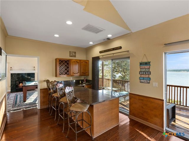1870 Stagecoach Drive, Canyon Lake, TX 78133