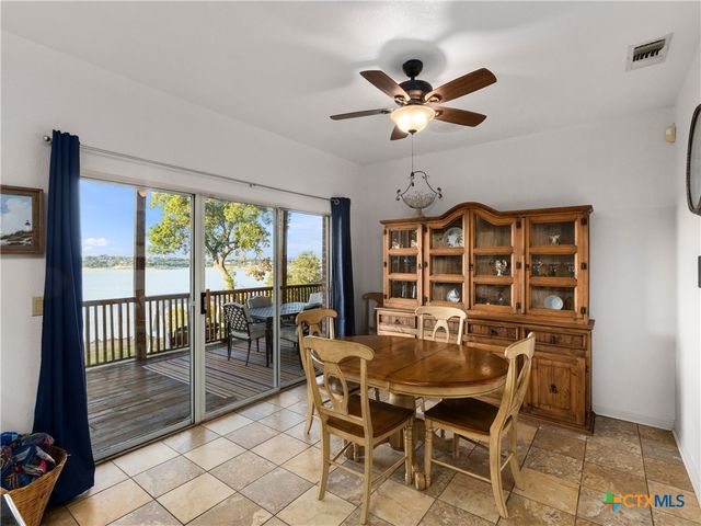 1870 Stagecoach Drive, Canyon Lake, TX 78133