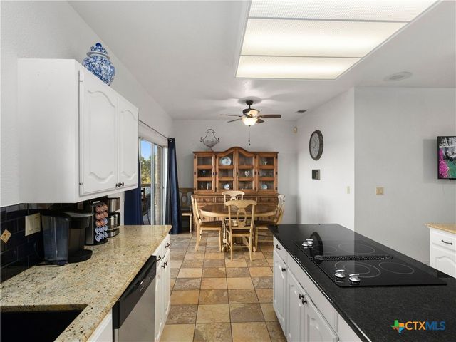 1870 Stagecoach Drive, Canyon Lake, TX 78133