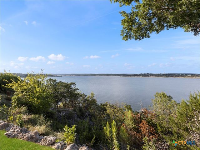1870 Stagecoach Drive, Canyon Lake, TX 78133