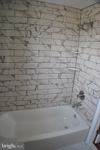 512 S 2ND ST, Darby, PA 19023