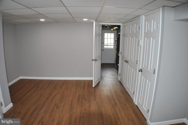 512 S 2ND ST, Darby, PA 19023