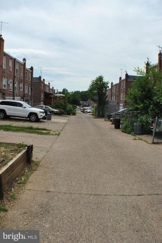 512 S 2ND ST, Darby, PA 19023