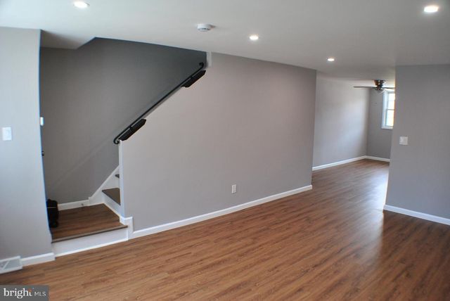 512 S 2ND ST, Darby, PA 19023