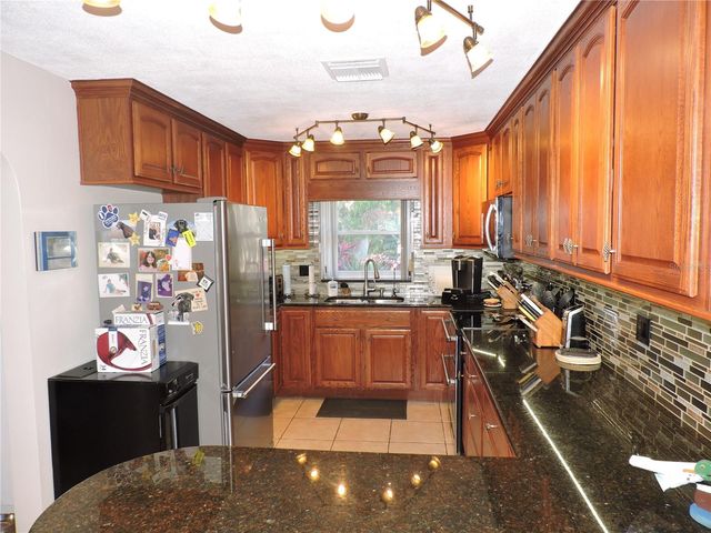 5312 LAKESIDE DRIVE, Lake Wales, FL 33898