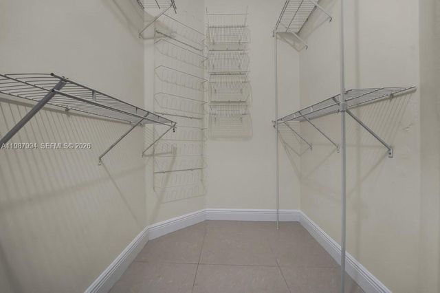 1282 NW 171st Ter, Pembroke Pines, FL 33028