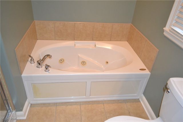 1805 E Western Reserve Road 52, Poland, OH 44514